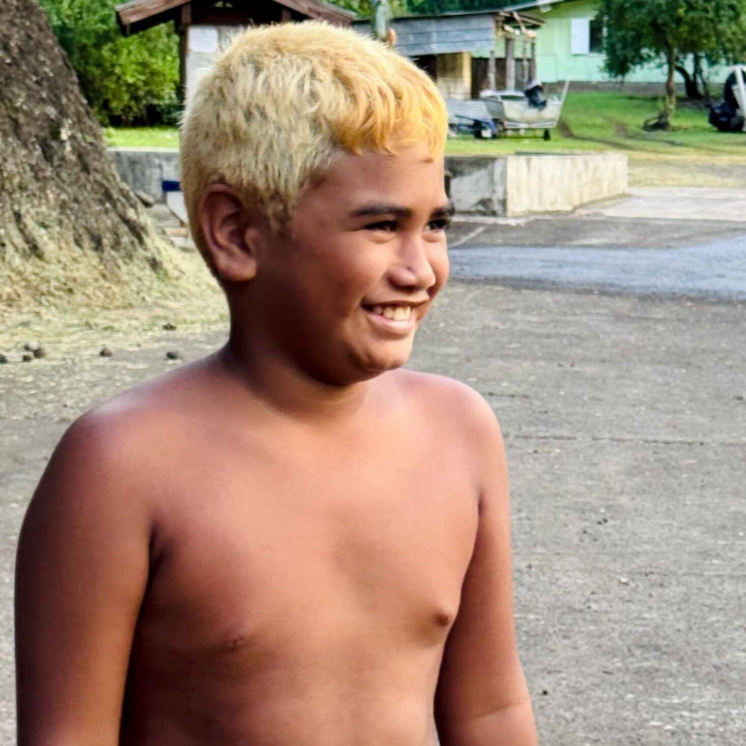 Bacchi on Fatu Hiva